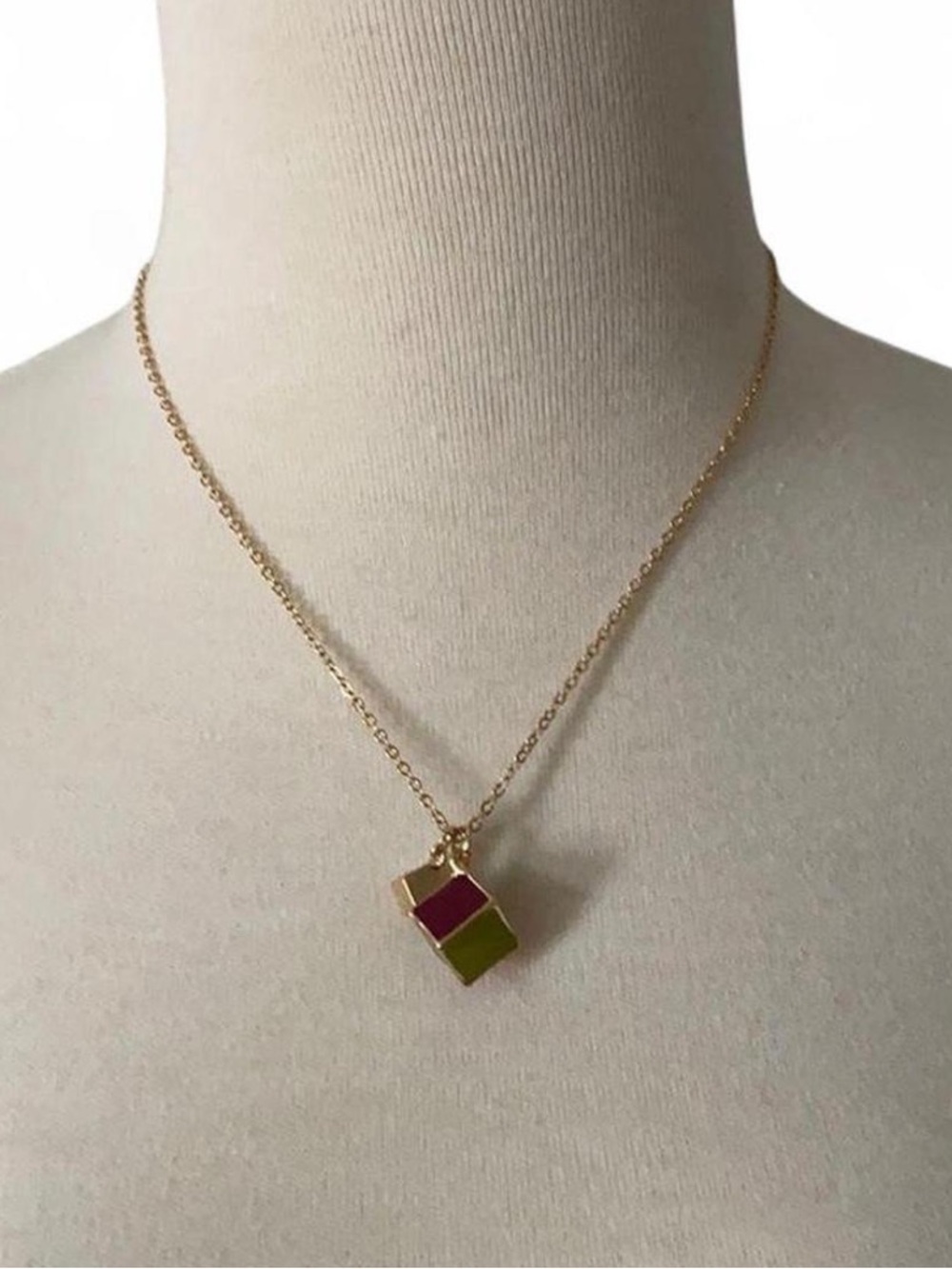 NWT Charming Charlie Cubed Necklace